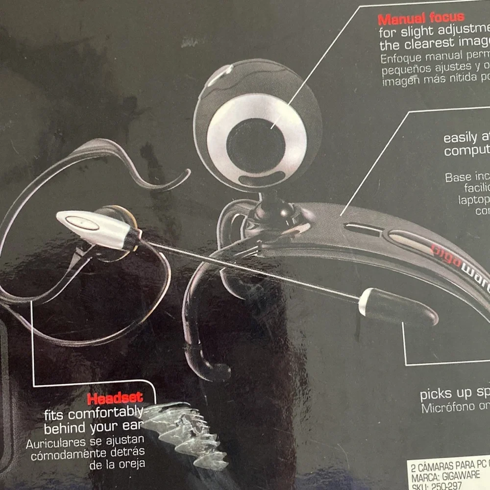 GIGA WARE 2/pack cameras with headsets